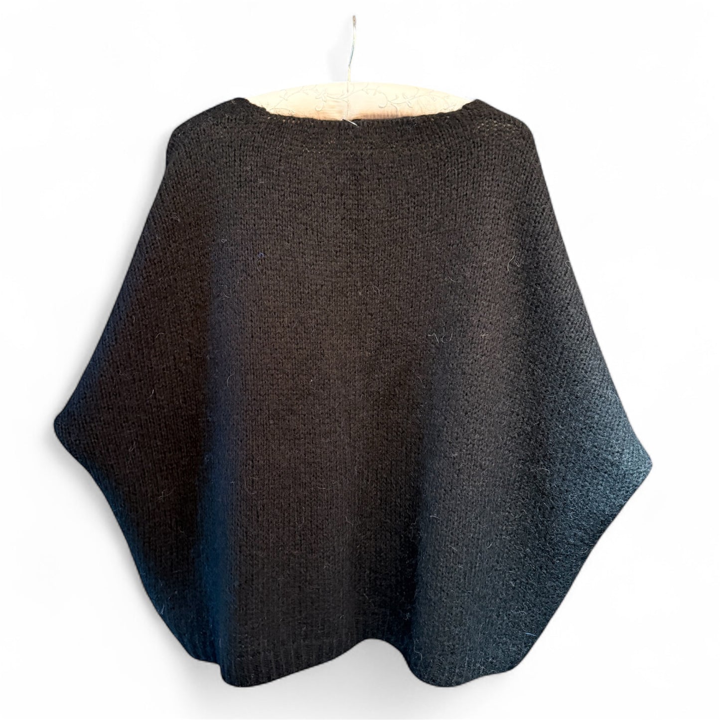 Made In Italy V-Neck Mohair Jumper in Black