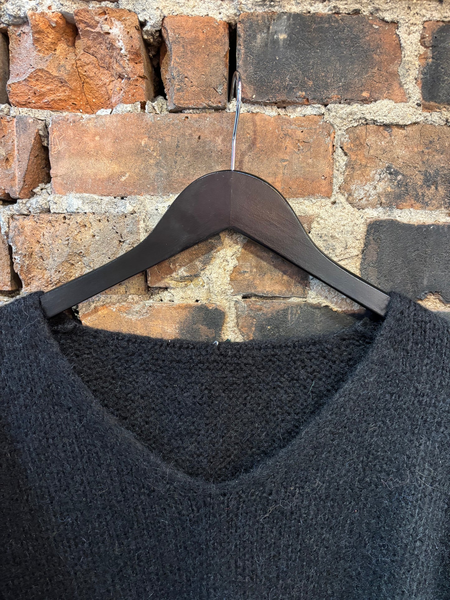 Italian collection mohair v-neck jumper - Black