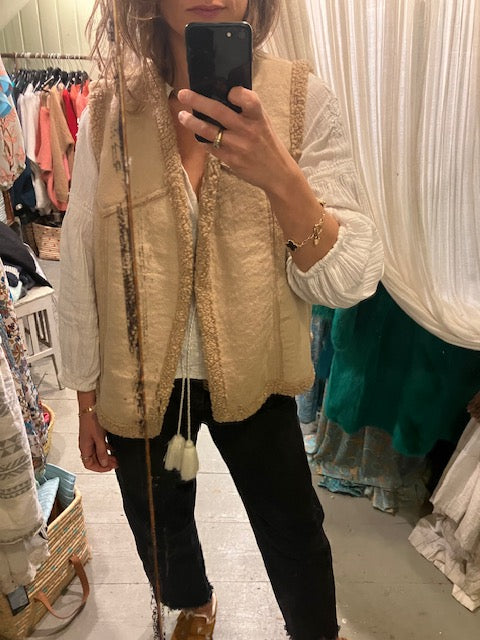Fig Boutique -Soft Faux Gilet - Cream