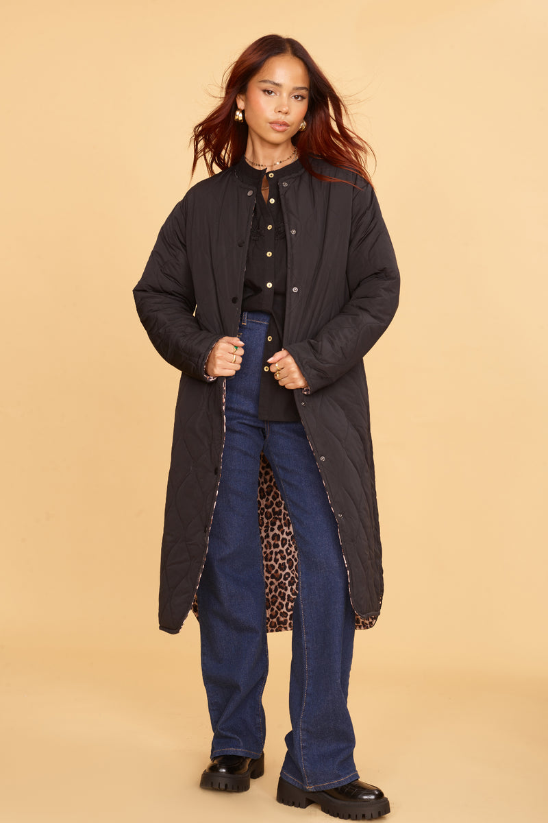 Another Sunday Reversible longline padded coat leopard / black