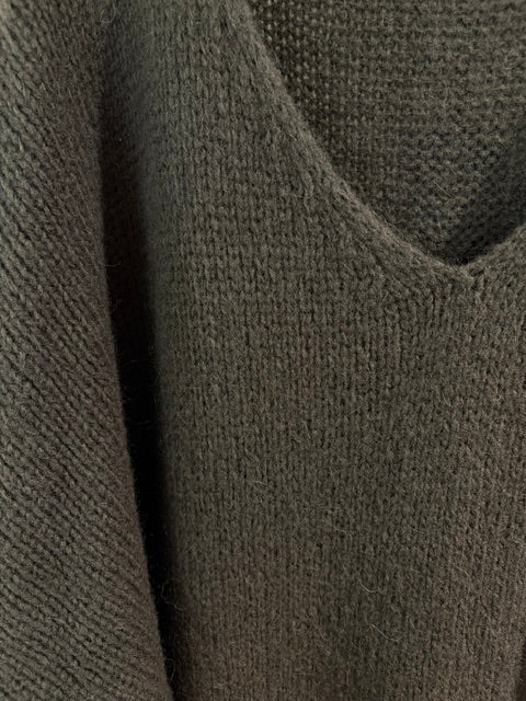 Italian collection Drop Sleeve V-Neck Mohair Jumper (Natural Fibres)2257