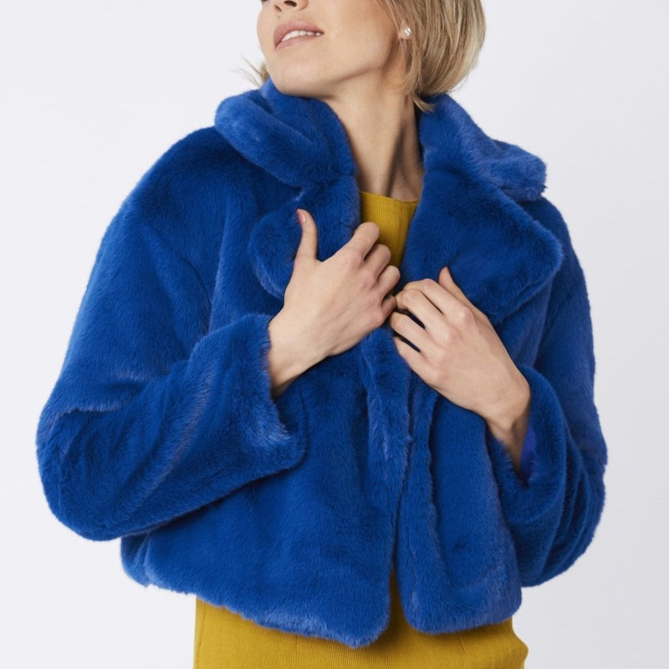 JAYLEY Blue Faux Fur Cropped Coat