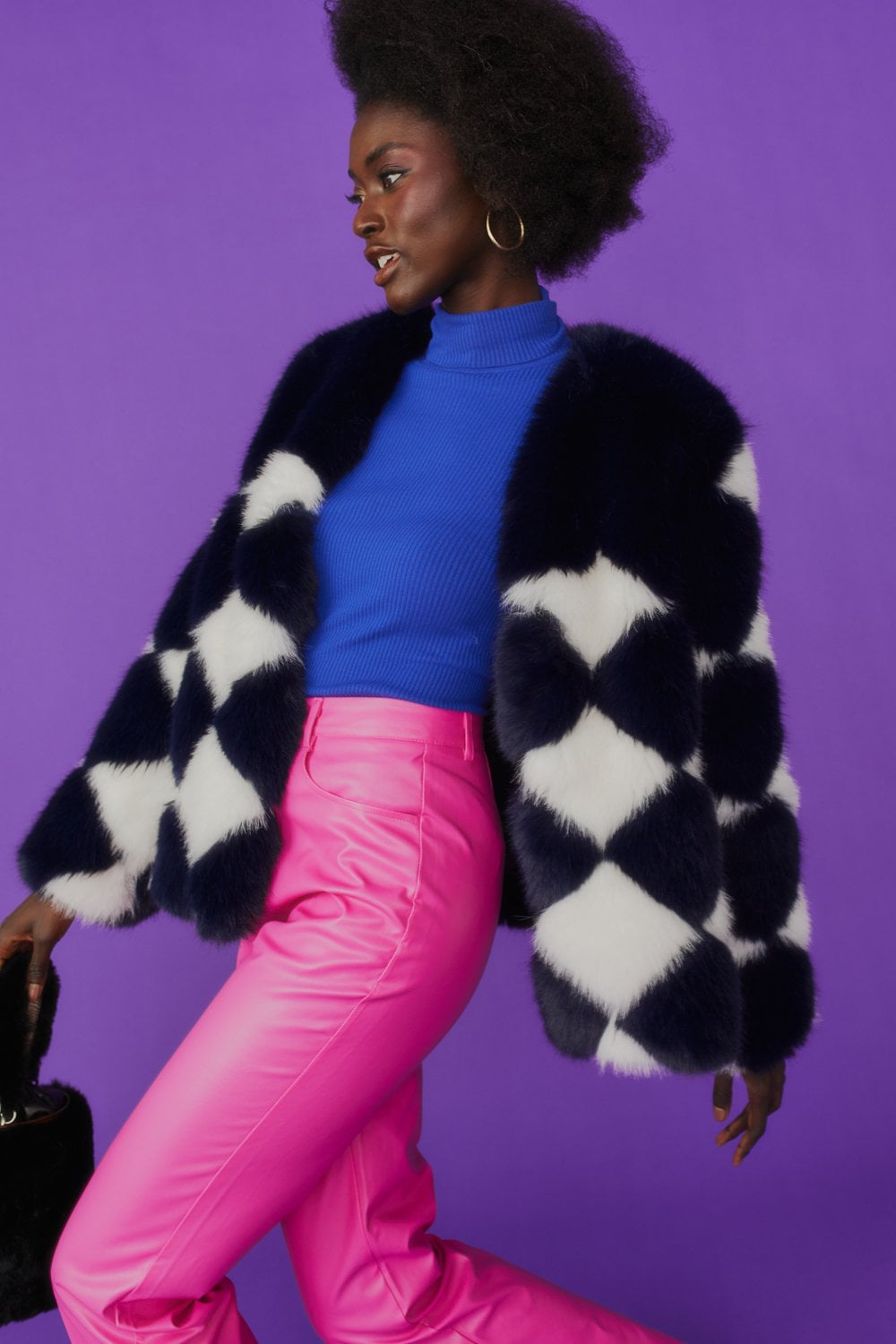 Jayley delilah dimond faux fur jacket navy and white