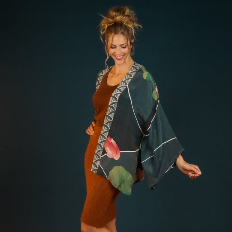 Powder Crane at Sunrise kimono jacket short