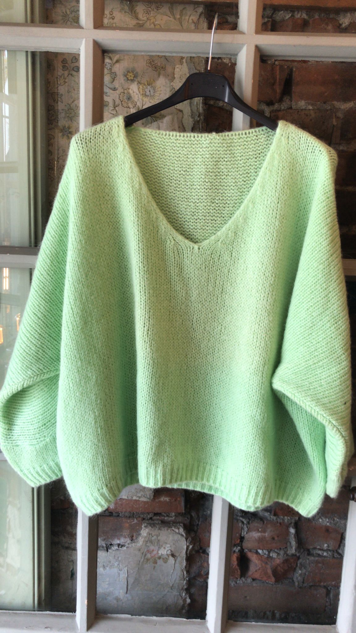 Italian Collection-Mohair mix knitted jumper- Pale Mint