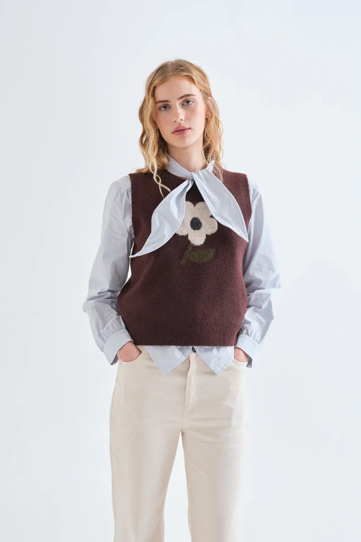 Compania Fantastica Knitted vest with Big Flower print