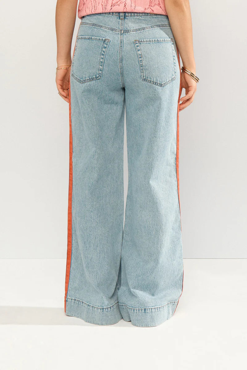 Numph NUMALAGA HR WIDE JEANS - Light Blue Denim