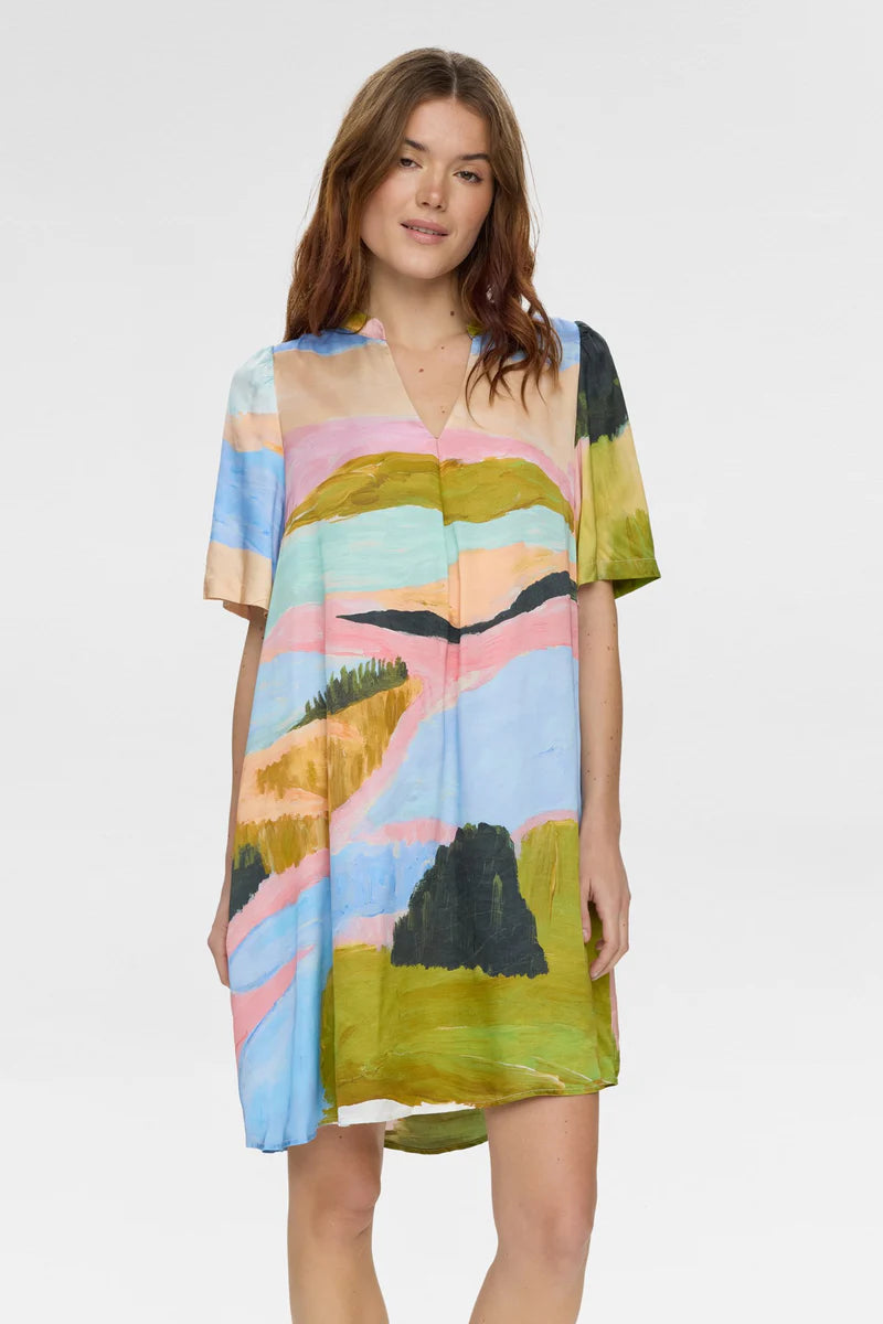 Numph NUMEADOW V-NECK DRESS - Peony