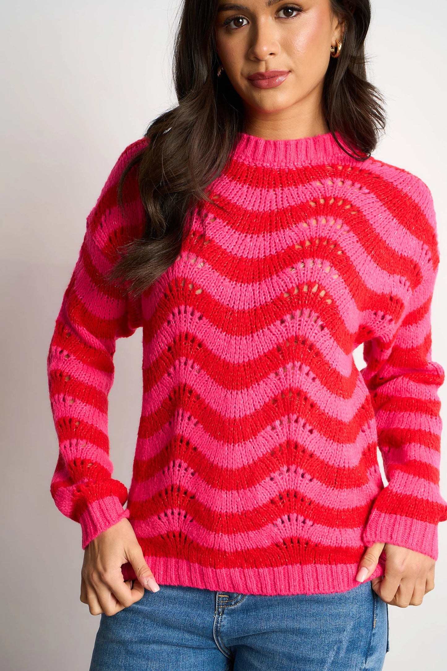 Miss Short hair Wave Stripe Scalloped Italian Wool Blend Jumper in Pink/Red