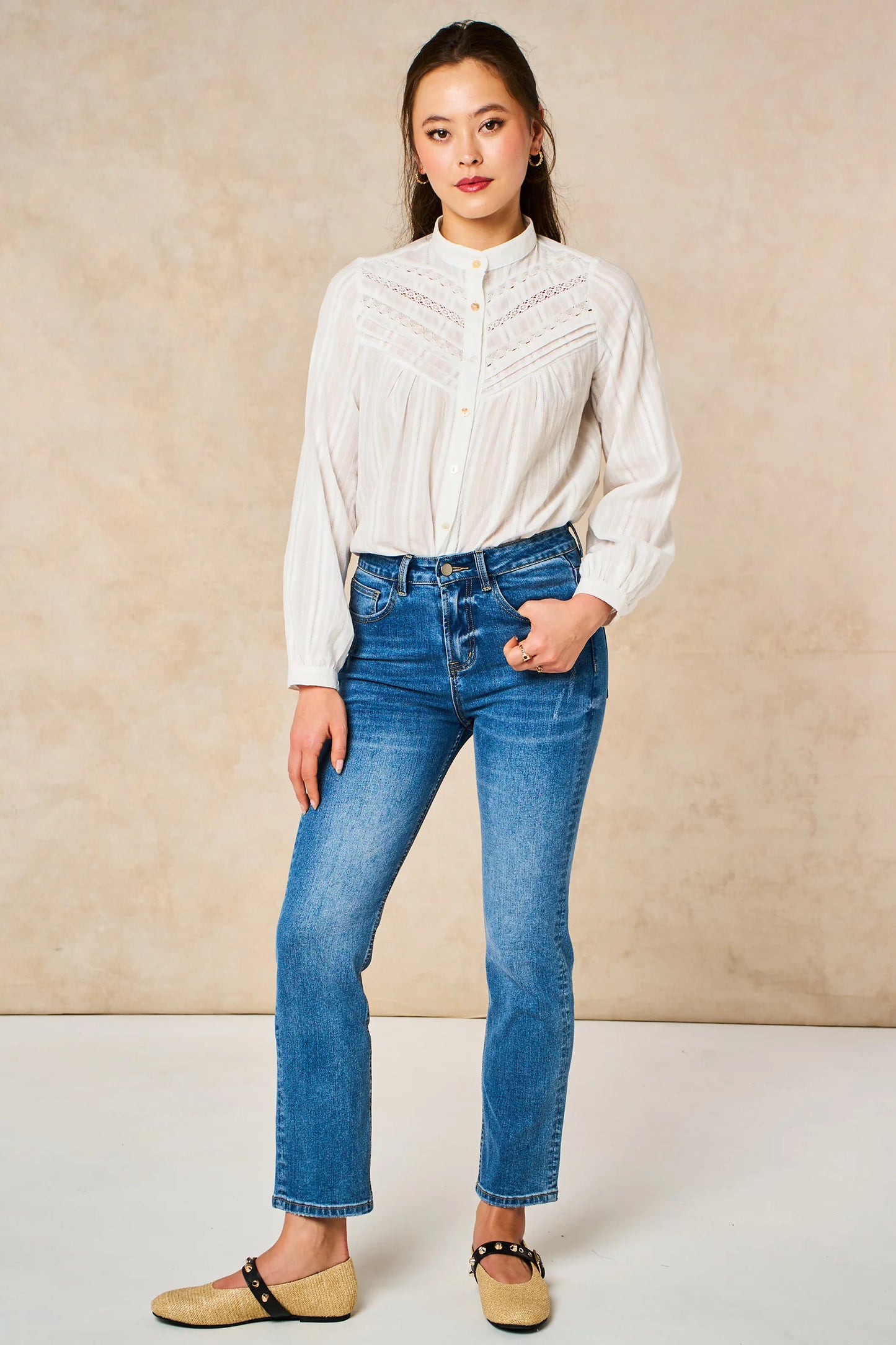 Miss Short hair Lace Stripe Long Sleeve Cotton Shirt in White