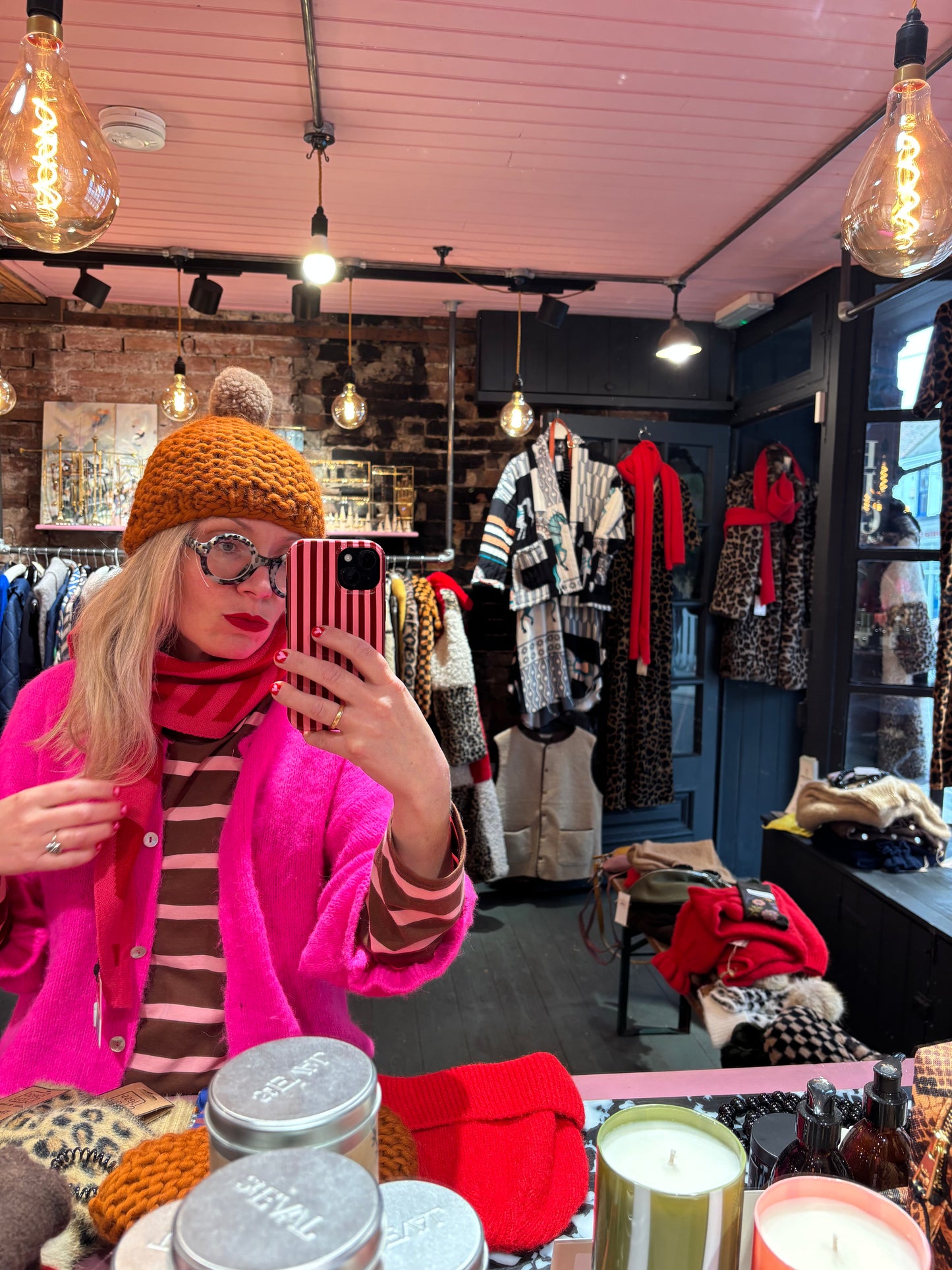 A World of Craft Long Sleeve T-shirt Brown/Pink