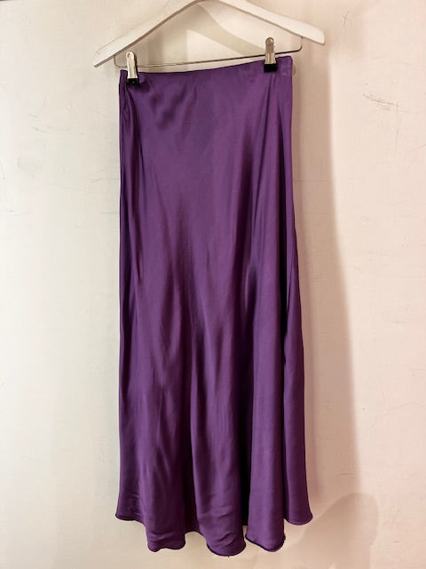 Italian collection satin slip skirt - Pale purple