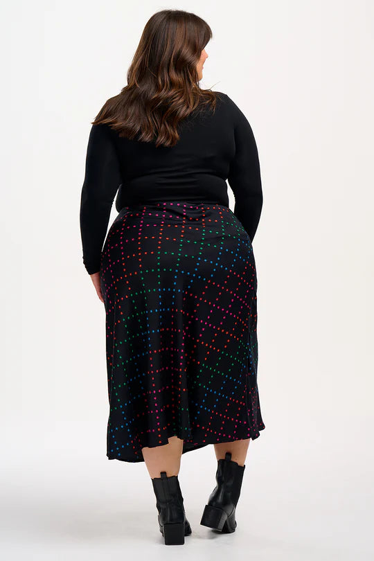 Sugarhill sta midi skirt - black rainbow star print