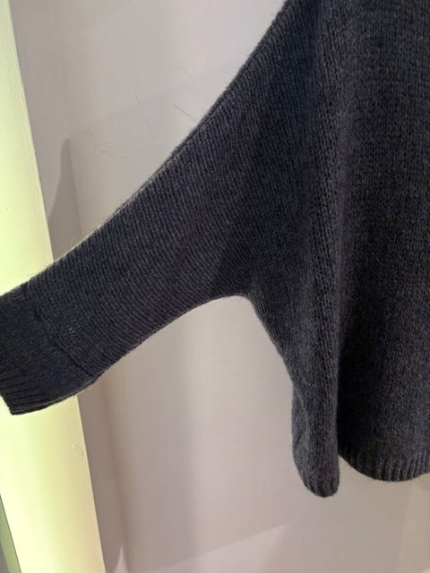 Italian collection Drop Sleeve V-Neck Mohair Jumper (Natural Fibres)2257