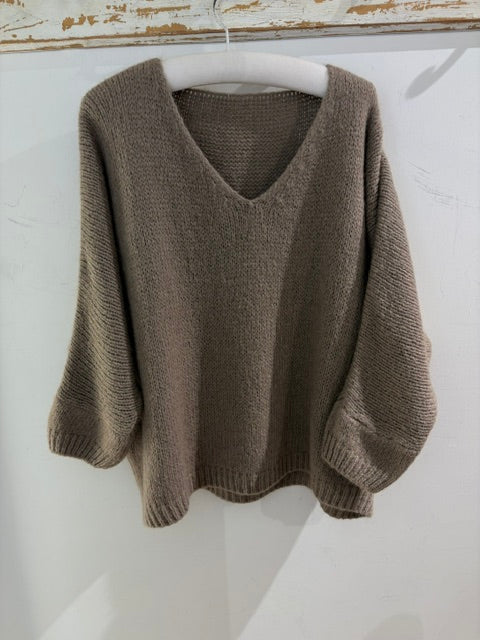 Italian collection Drop Sleeve V-Neck Mohair Jumper (Natural Fibres)2257