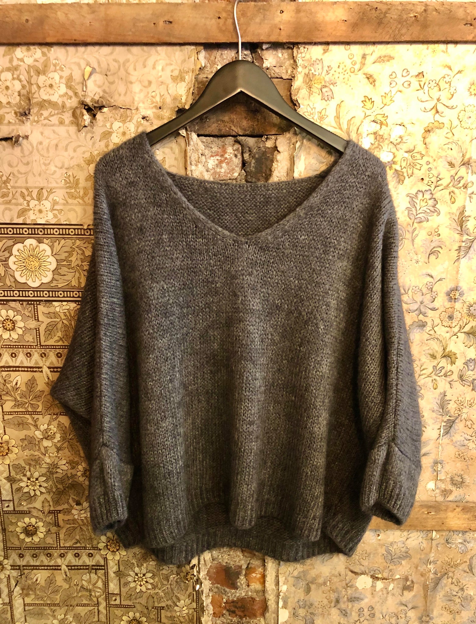 Italian Knitwear - Mohair mix knitted jumper - Grey (charcoal)