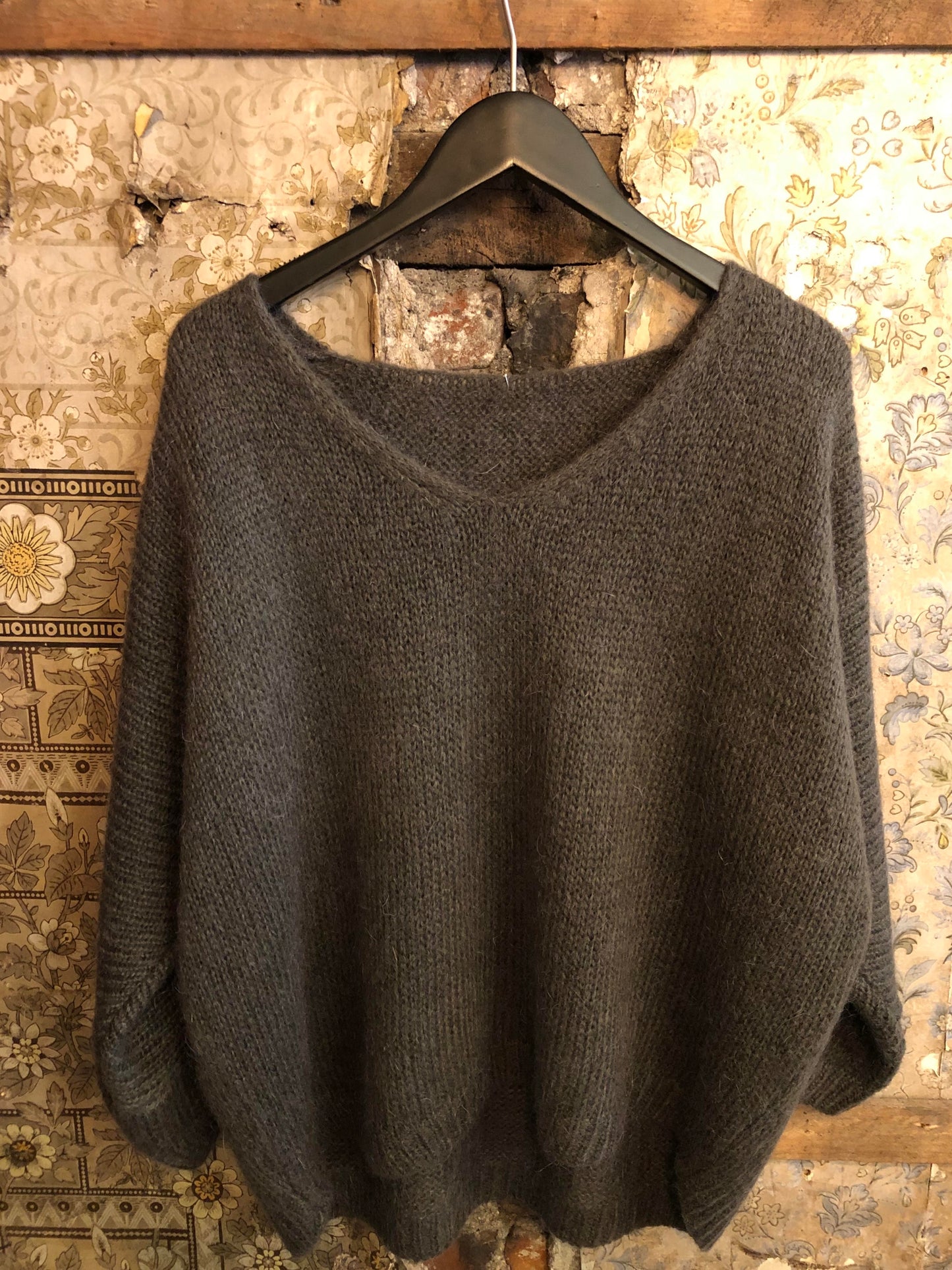 Italian Knitwear - Mohair mix knitted jumper - Khaki